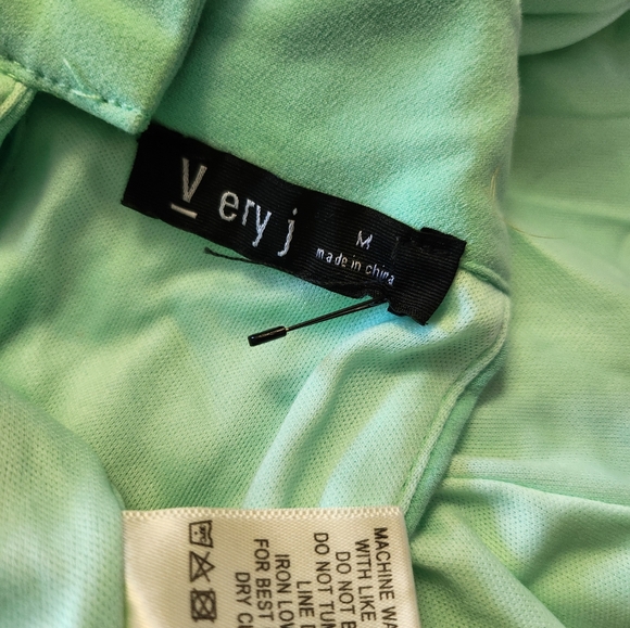 Very J Brand new dress (medium) - Picture 6 of 6